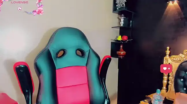 Kendall hornyy online show from 02/08/25, 08:20