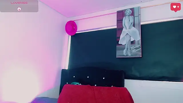 Kendall hornyy online show from 06/16/26, 08:22