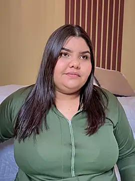  Shara Handal  online show from 02/07/25, 08:55