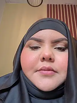  Shara Handal  online show from 03/02/25, 10:56