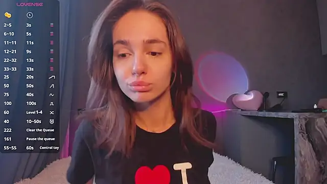 JudyAngil online show from 09/30/25, 05:34