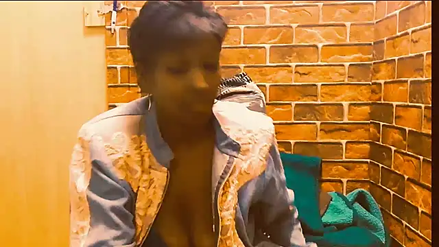 Fuckable Nasty MILF online show from 06/07/26, 08:45