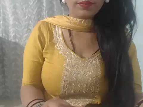 Snapshot of cute-priy chatting on 02/27/25, 05:24 cute-priy online show from 02/27/25, 05:24
