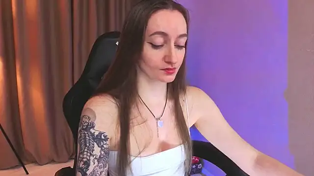 Snapshot of ShiroHeby chatting on 01/07/26, 12:29 ShiroHeby online show from 01/07/26, 12:29