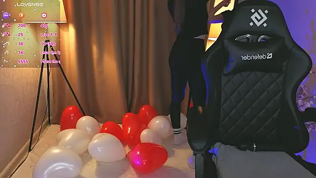 Snapshot of ShiroHeby chatting on 02/16/26, 04:36 ShiroHeby online show from 02/16/26, 04:36