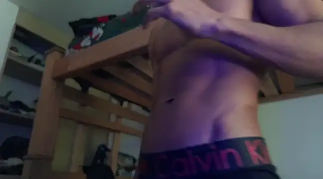 Snapshot of Pompero11 chatting on 03/14/25, 03:47 Pompero11 online show from 03/14/25, 03:47