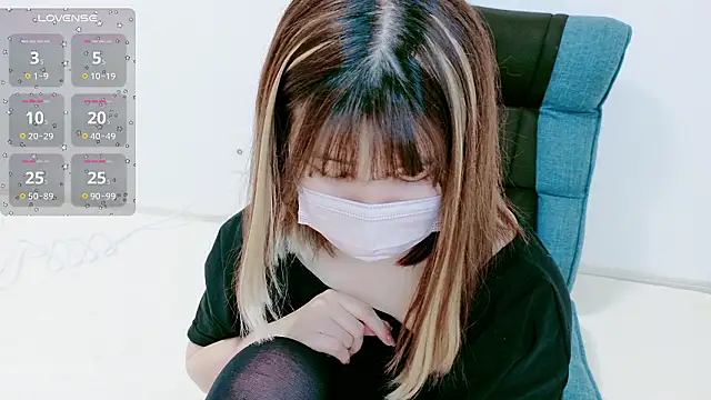 MoMoka jp online show from 03/31/26, 12:27