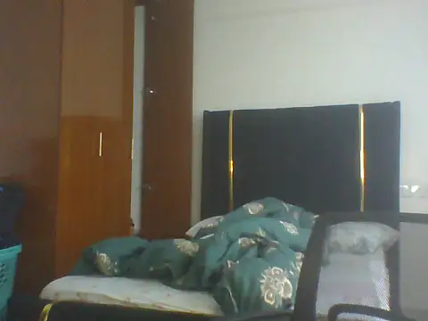 Snapshot of Sexiebony12 chatting on 06/19/26, 08:18 Sexiebony12 online show from 06/19/26, 08:18