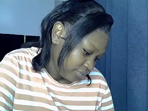 Snapshot of Sexiebony12 chatting on 07/28/26, 03:02 Sexiebony12 online show from 07/28/26, 03:02