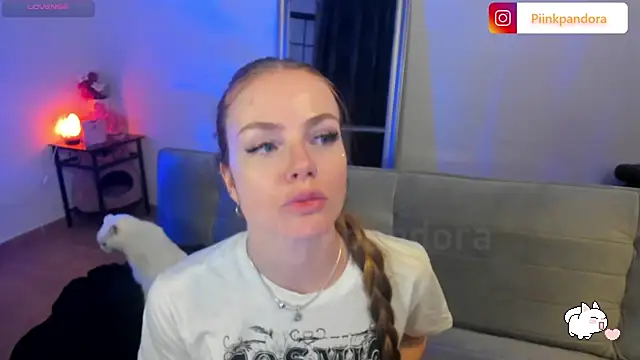 Piinkpandora online show from 02/17/25, 07:21