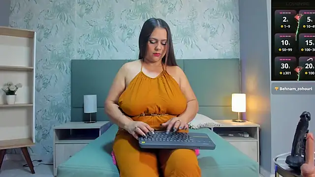 Snapshot of janecullen chatting on 09/14/25, 03:49 janecullen online show from 09/14/25, 03:49