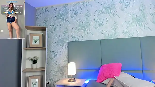 Snapshot of janecullen chatting on 11/30/25, 03:43 janecullen online show from 11/30/25, 03:43