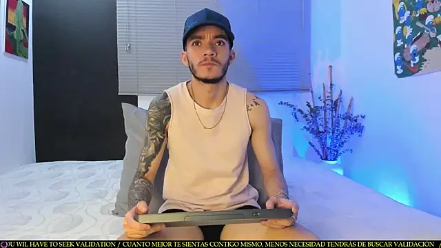 Snapshot of Tylergiuseppe_ chatting on 02/11/25, 10:07 Tylergiuseppe  online show from 02/11/25, 10:07