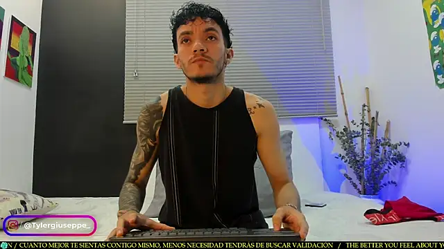 Snapshot of Tylergiuseppe_ chatting on 02/13/25, 10:11 Tylergiuseppe  online show from 02/13/25, 10:11