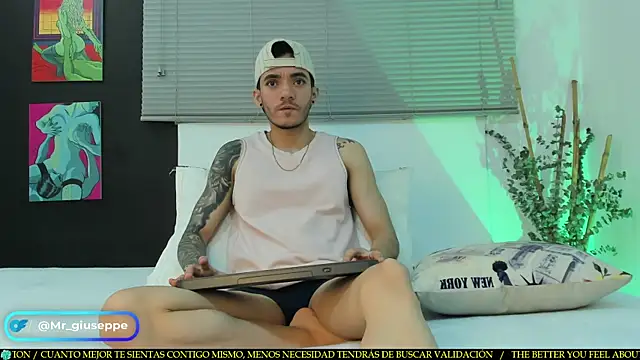 Snapshot of Tylergiuseppe_ chatting on 03/18/25, 08:15 Tylergiuseppe  online show from 03/18/25, 08:15