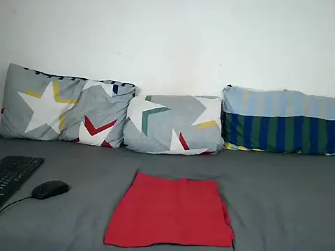 BIGTITTISXXX online show from 12/04/25, 09:51