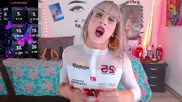 saritha cute  online show from 11/25/25, 06:30