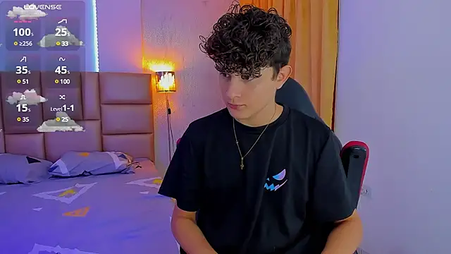 Snapshot of Nathan_Bluee chatting on 02/03/25, 01:30 Nathan Bluee online show from 02/03/25, 01:30