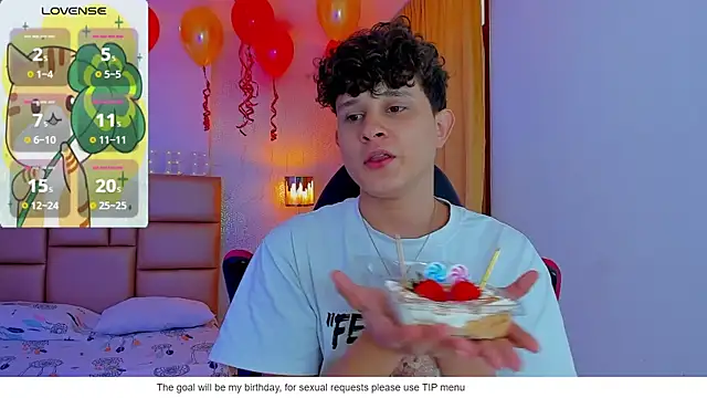 Snapshot of Nathan_Bluee chatting on 03/19/25, 04:34 Nathan Bluee online show from 03/19/25, 04:34