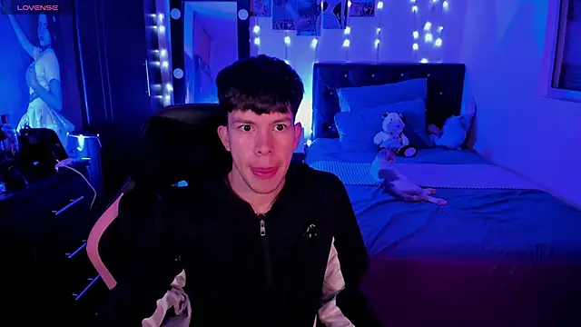 DominicPrince online show from 09/26/25, 02:37