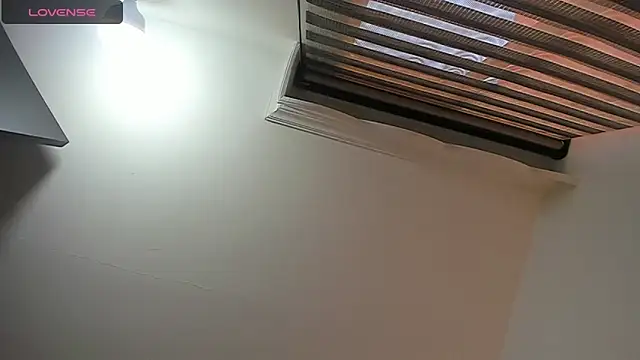 Samanthamillher10 online show from 04/22/26, 12:39