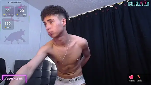 sexybat twink online show from 10/27/25, 06:56