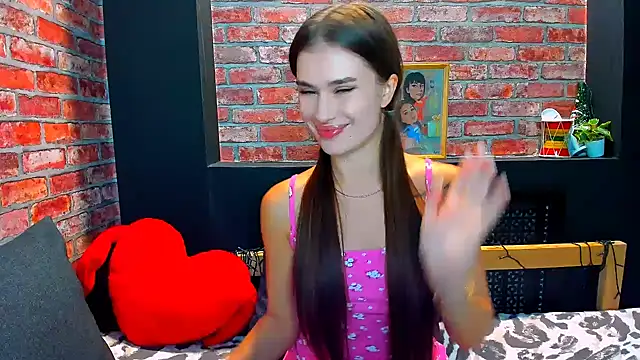 UrJoyy online show from 10/28/25, 03:04