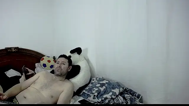 ambar jacksonn online show from 12/16/25, 04:34