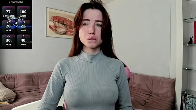 Luxuryalma online show from 10/04/25, 07:06