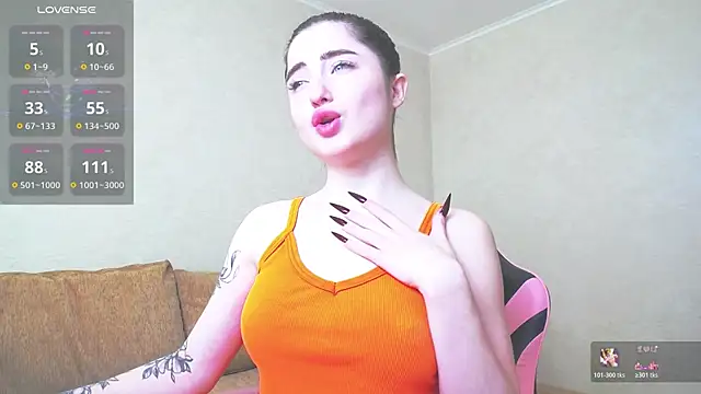 Snapshot of Luxuryalma chatting on 05/02/26, 06:07 Luxuryalma online show from 05/02/26, 06:07