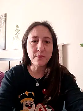 Snapshot of CaatHot chatting on 01/26/25, 02:08 CaatHot online show from 01/26/25, 02:08