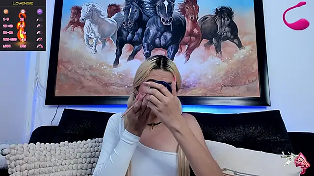 shannel  queen online show from 02/01/25, 10:13