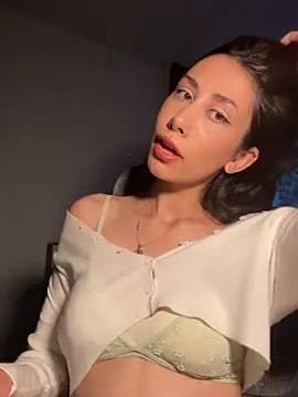 Sophiehii online show from 03/15/26, 01:39