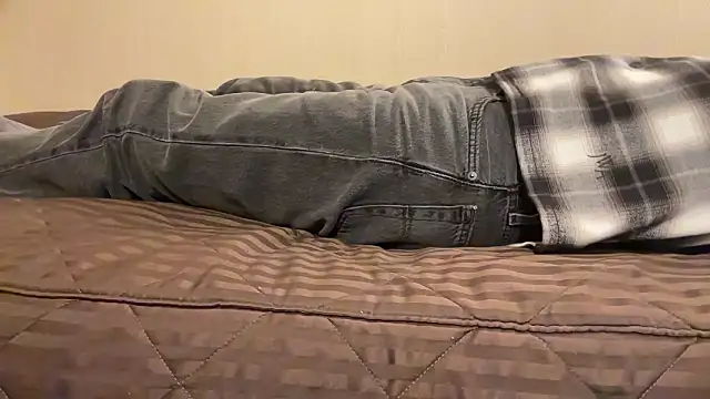 atom0407 online show from 03/25/26, 04:57