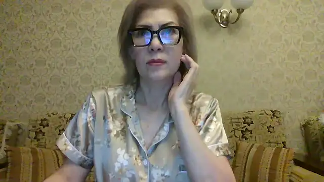 Elegant00Lady online show from 07/19/26, 06:00