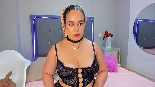 Snapshot of emma_lye chatting on 11/13/25, 09:25 emma lye online show from 11/13/25, 09:25