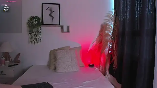 Abigail 29 online show from 10/04/25, 12:14