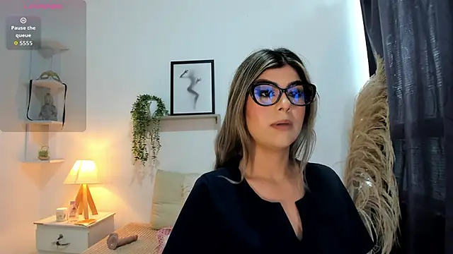 Abigail 29 online show from 11/11/25, 12:05