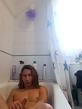 Snapshot of Greacky chatting on 01/27/25, 04:11 Greacky online show from 01/27/25, 04:11