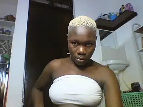 sexyqueen02 online show from 03/18/25, 02:36