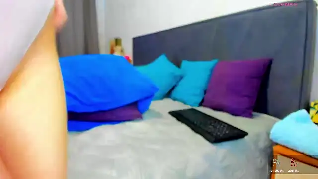  Luna Ly online show from 03/14/25, 04:43