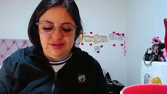 lanaqueen699 online show from 09/16/25, 12:17