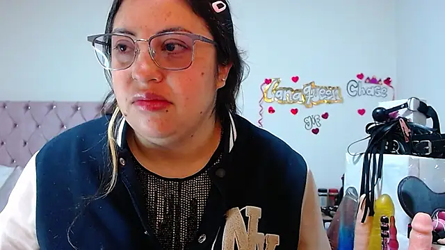 lanaqueen699 online show from 09/22/25, 12:18