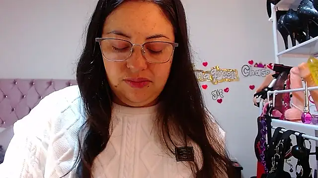 lanaqueen699 online show from 10/07/25, 12:35