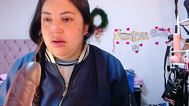 lanaqueen699 online show from 02/19/26, 12:12