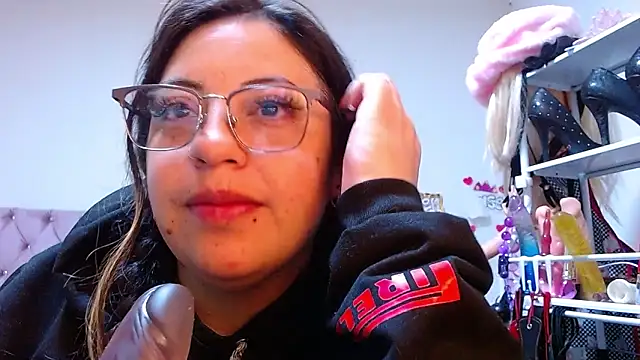 lanaqueen699 online show from 03/25/26, 12:11