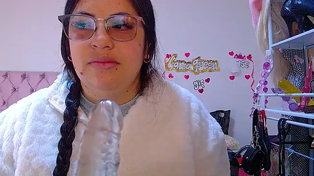 lanaqueen699 online show from 07/07/26, 12:20