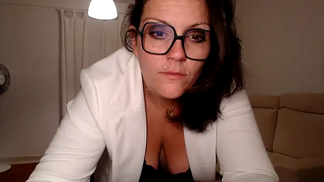 vagina02cam online show from 10/27/25, 11:09