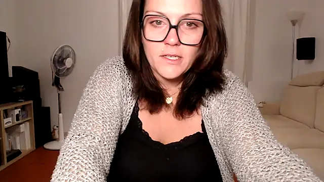 vagina02cam online show from 11/26/25, 11:17