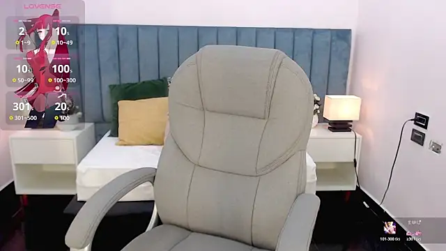 april bunnyy online show from 03/19/26, 07:29